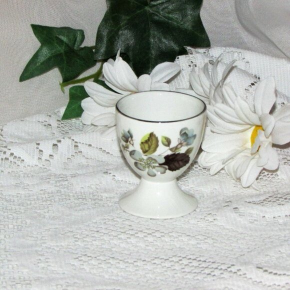 Myott Melinda Single Egg Cup Floral Vintage Staffordshire England - Picture 7 of 7